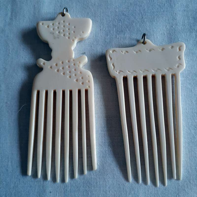 2 pretty Hair combs carved from bone or tooth - finely made
