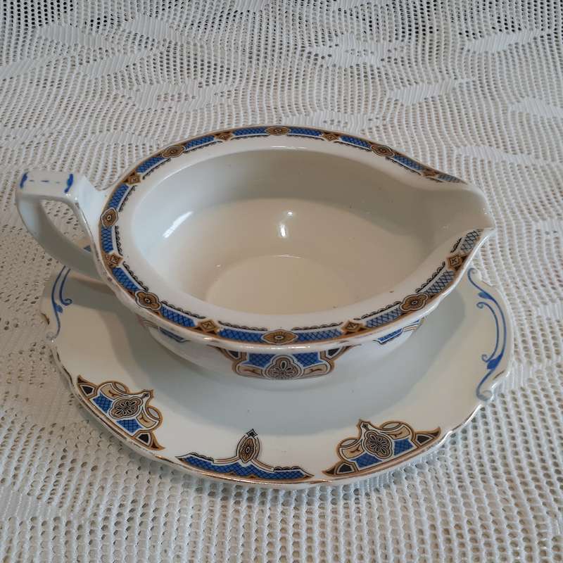 Grindley Sauce or Gravy Boat.  Blue Balmoral design on a creamy background