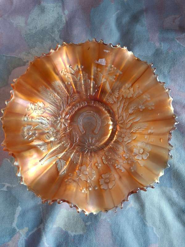 Carnival Glass bowl - Irridescent amber gold - Good Luck - horseshoe and flowers  22 dia