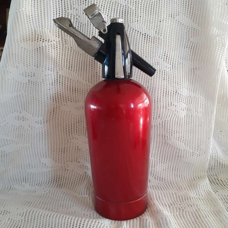 Vintage soda syphon - red - sparklets made in UK