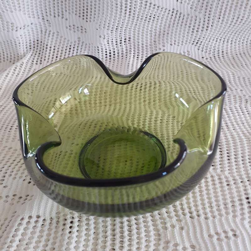 Glass ashtray green - similar to murano