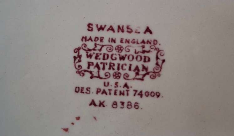 Wedgewood footed bowl with lid.   Floral designs  Swansea England Patrician USA