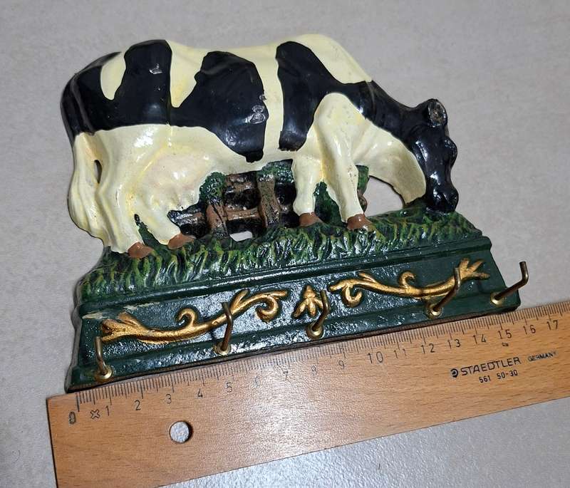 Heavy Cast iron cow key holder