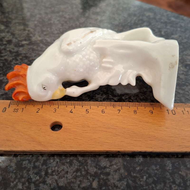 Gemma Ware parrot Crested China - Union of South Africa - 10cms