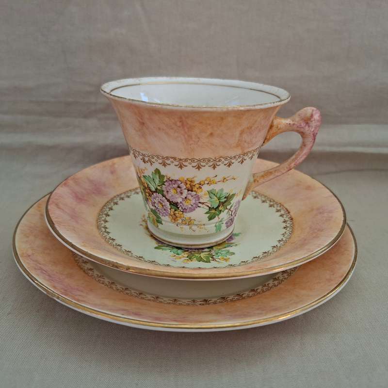 Tea trio - James Kent - Fenton - Floral design