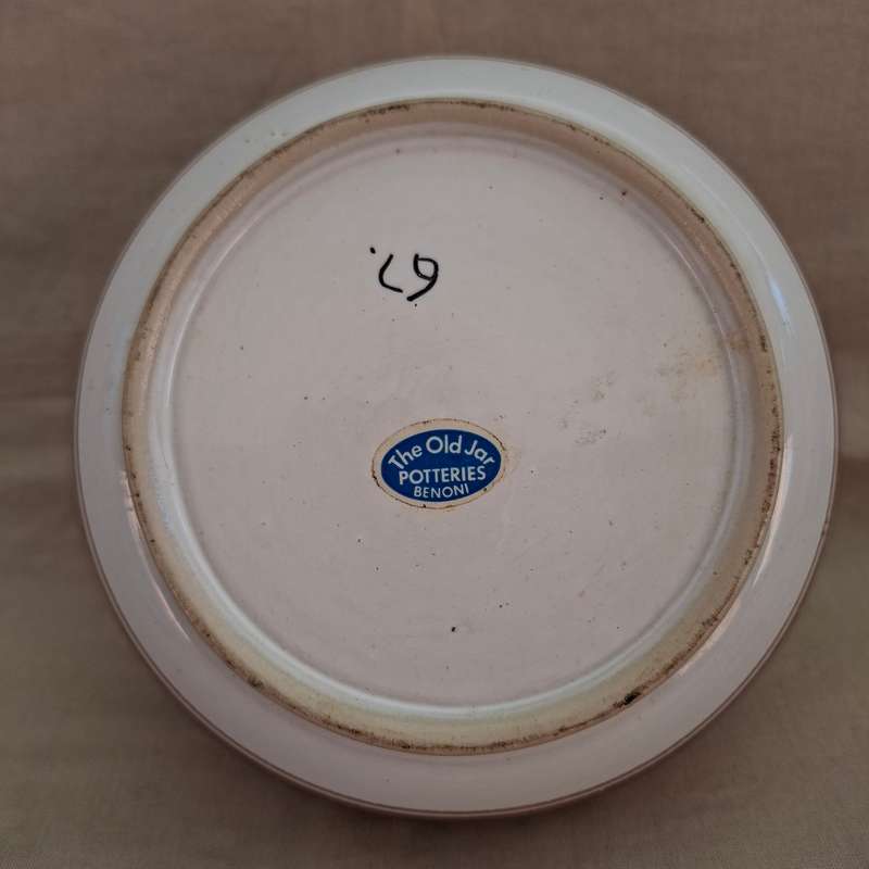 SA Porcelain - The Old Jar Benoni pottery bowl with lid hand painted
