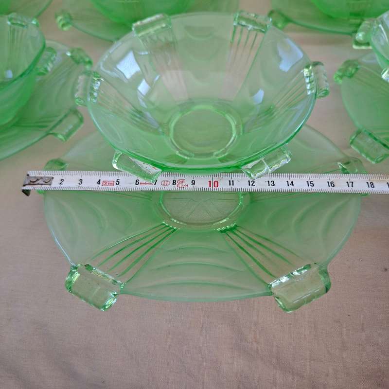 Green uranium Glass Fruit set 17 pieces - Deco Czech - Stolzle Hermanova Hut factory  8 bowls 8 p...