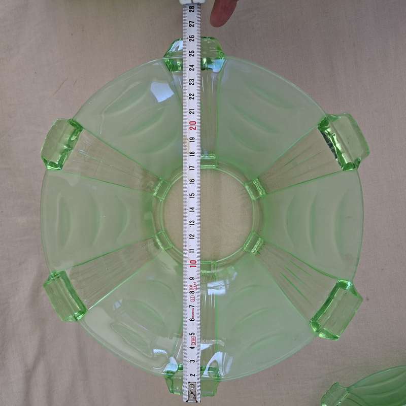 Green uranium Glass Fruit set 17 pieces - Deco Czech - Stolzle Hermanova Hut factory  8 bowls 8 p...