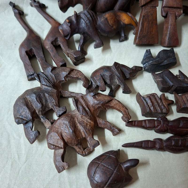 Wooden Noah's Ark with carved animals - about 20 pieces!
