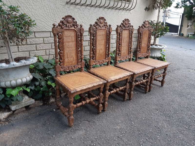 Set Of 4 Ornate Carved Bleached / Natural Wood Chairs