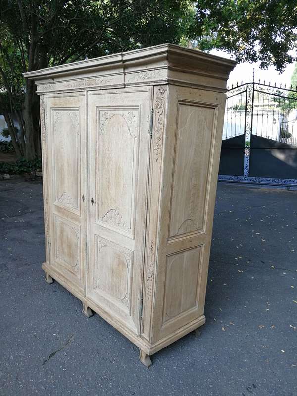 18th-century Normandy Oak Armoire