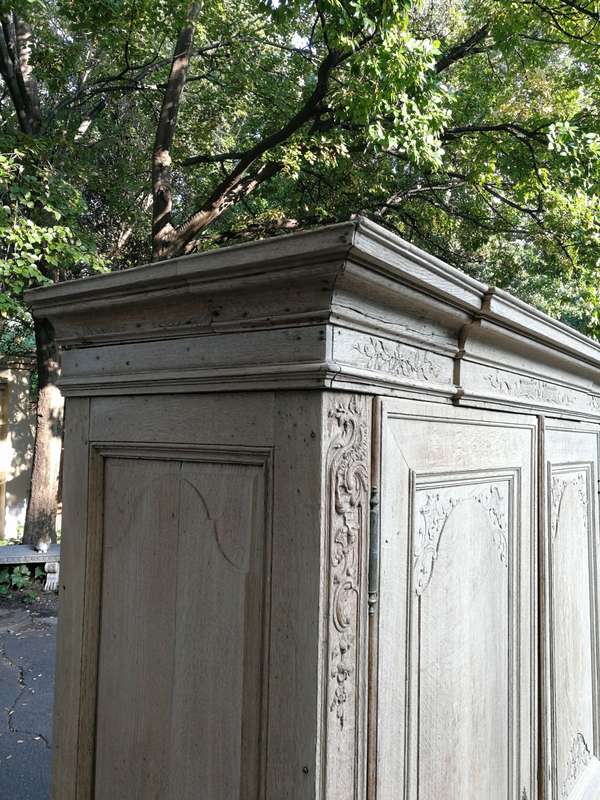 18th-century Normandy Oak Armoire