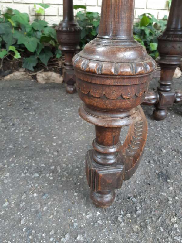 Solid Oak Hand Carved Table (6 Seater)