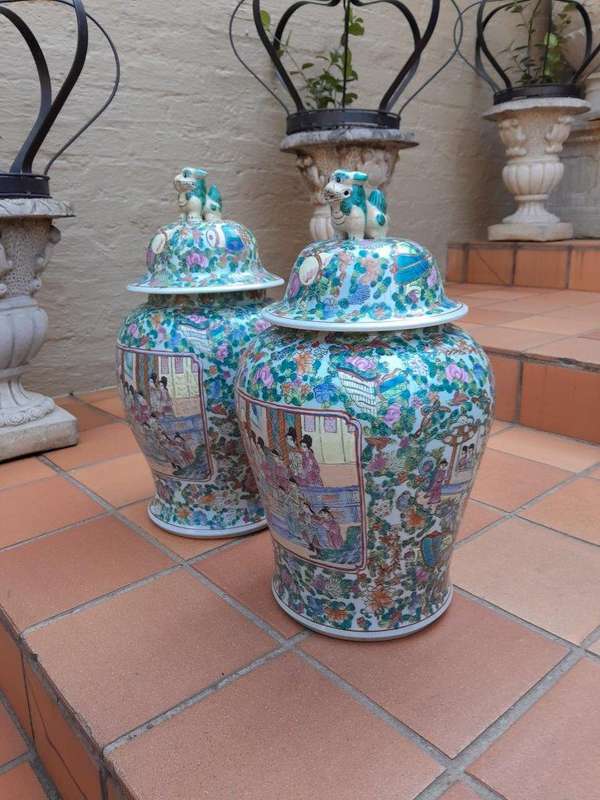 A 20th Century Pair of Chinese Famille Rose Vases / Urns with Covers