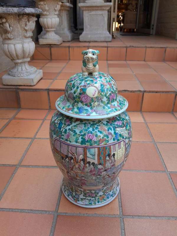 A 20th Century Pair of Chinese Famille Rose Vases / Urns with Covers