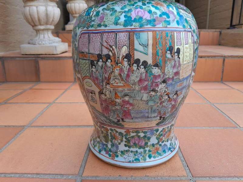 A 20th Century Pair of Chinese Famille Rose Vases / Urns with Covers