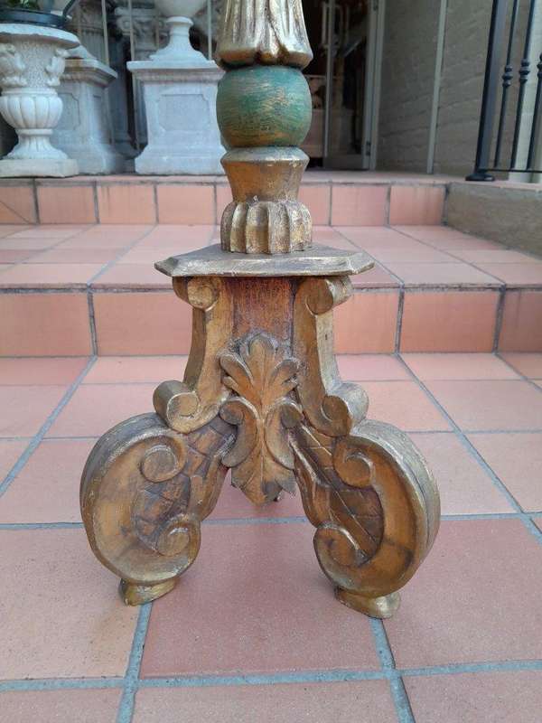 An Early 20th Century Circa 1920 Carved Giltwood Torchiere / Candle Holder For Floor Or Table Décor