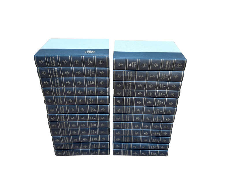 A 20th Century / Circa 1968 Full Set Of 24 Books (23 Books Plus Index) Of Encyclopaedia Britannica