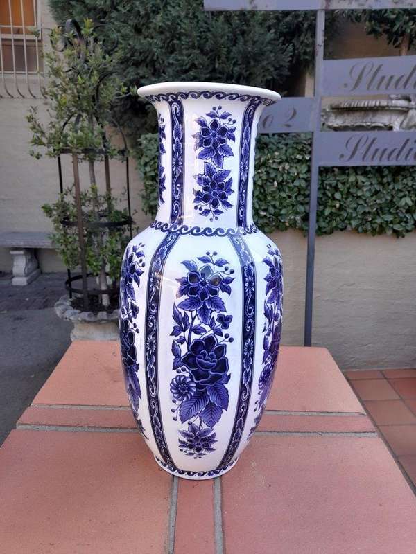 A 20th Century Delfts Blue And White Vase