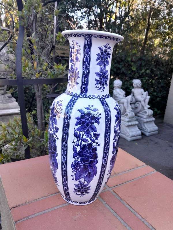 A 20th Century Delfts Blue And White Vase