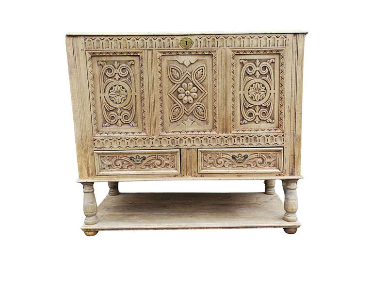 18th Century English Oak Mule Chest in a Cotemporary Natural / Bleached Finish