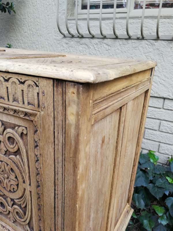 18th Century English Oak Mule Chest in a Cotemporary Natural / Bleached Finish
