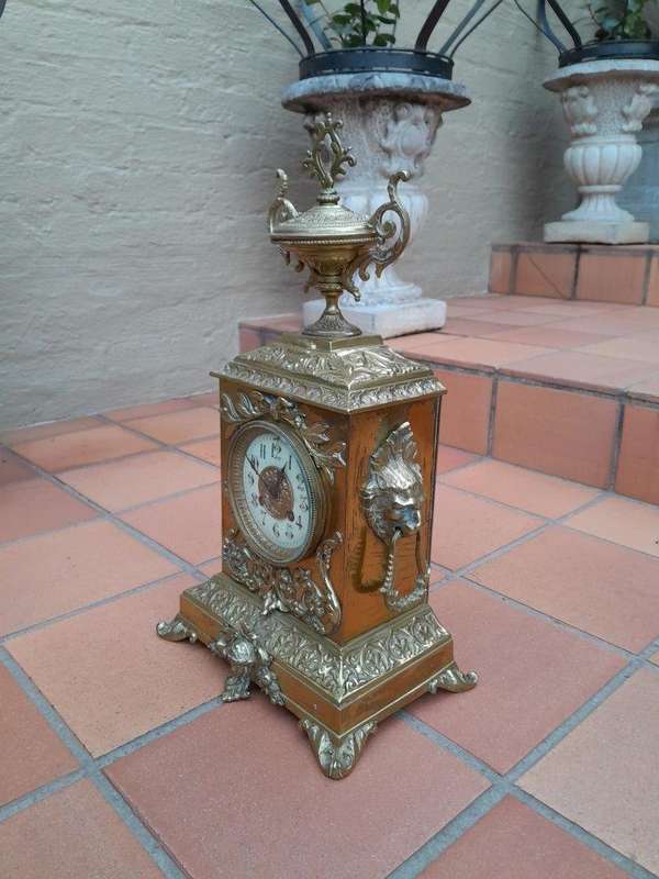 A Early 20th Century French Ormolu Bronze Eight Day Clock With Pendulum