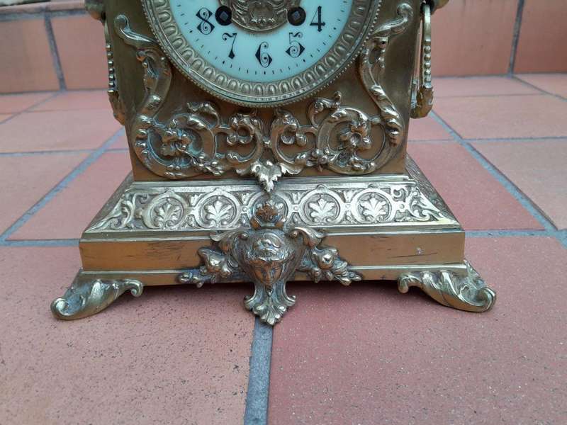 A Early 20th Century French Ormolu Bronze Eight Day Clock With Pendulum