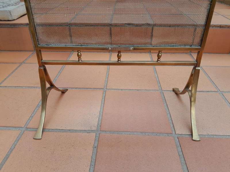A 20TH Century Brass Fire Screen