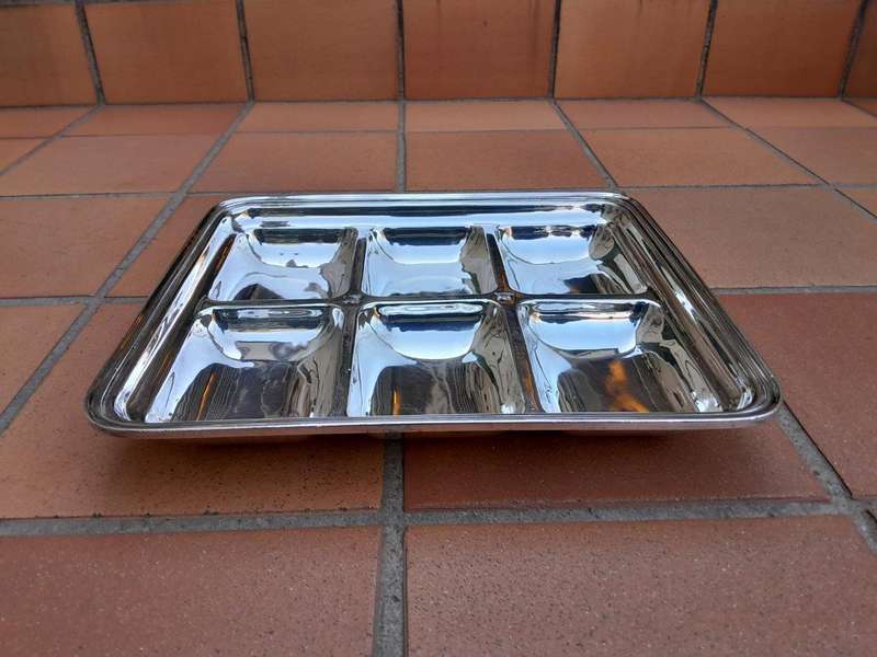 A 20th Century Electroplate Serving Dishes By Gladwin Sheffield