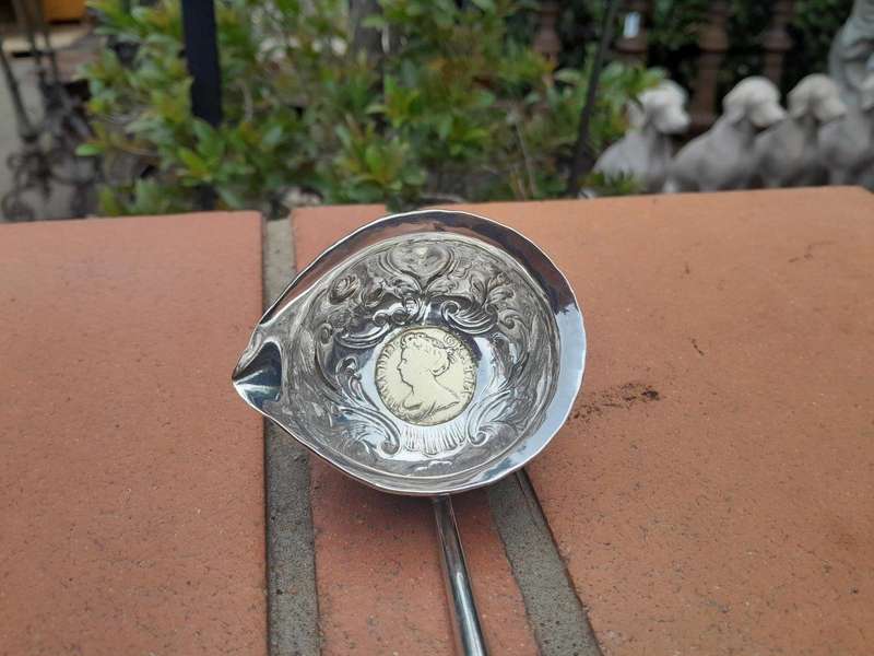 An 18th Century Silver Toddy Ladle With A Shilling And Turned Handle 27cml (Silver 31g)