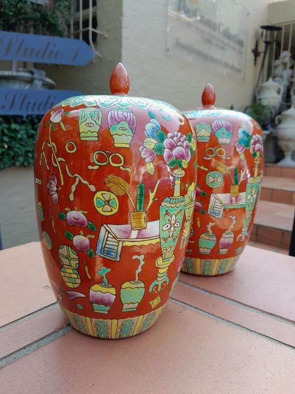 A Pair of Chinese Porcelain Ginger Jars with Lids 