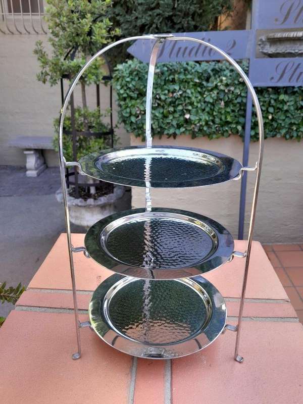A 20th Century Silver-Plate Cake / Food Circular Stand