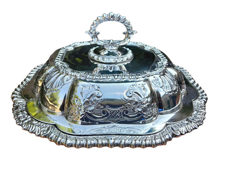 A 19th Century English Silver-Plated  Entrée Dish With Cover