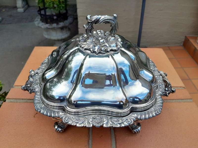A 20th Century Electroplate Tureen With Cover On Feet Dimensions 30cm Including Handles