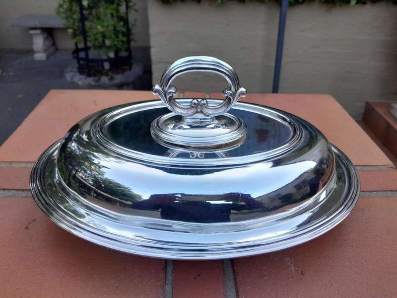 A 20th Century Electroplate Entrée Dish With Cover Ellis Barker Silver Company