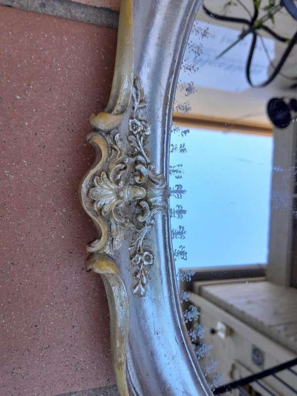 A 20th Century French Style Carved Mirror Gilt Champagne Finish