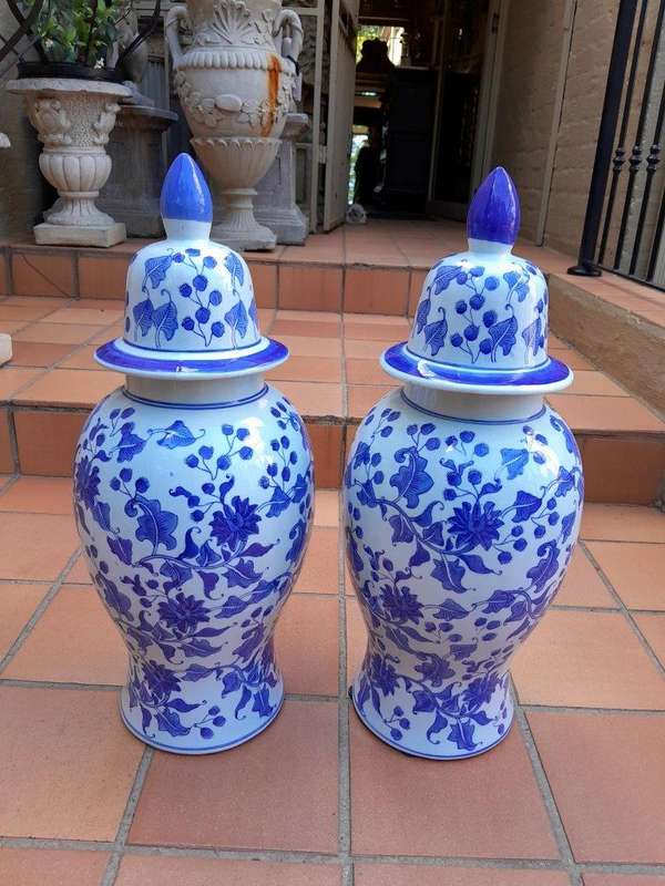 A 20th Century Pair of Chinese Ming Style Hand Painted Blue / White Jars with Lids