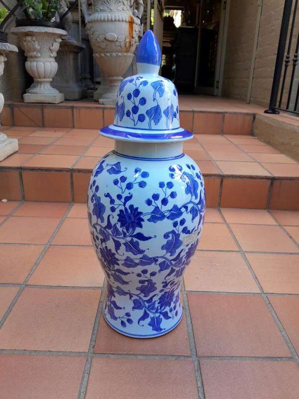 A 20th Century Pair of Chinese Ming Style Hand Painted Blue / White Jars with Lids