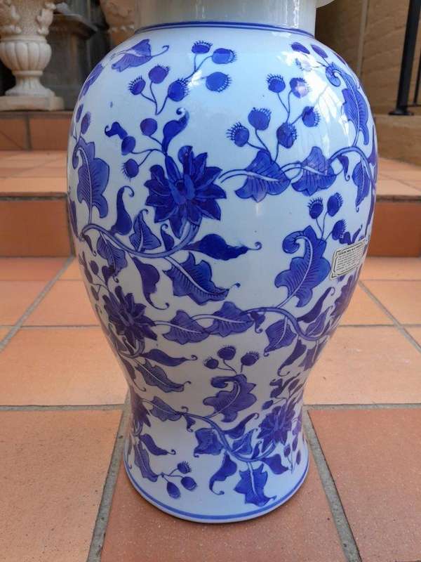 A 20th Century Pair of Chinese Ming Style Hand Painted Blue / White Jars with Lids