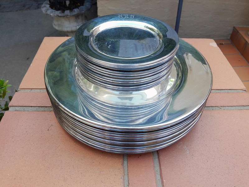 A 20th Century Set of 24 x  Hartford-Sterling Underplates with HRH Engraved Consisting 12 x Dinn...