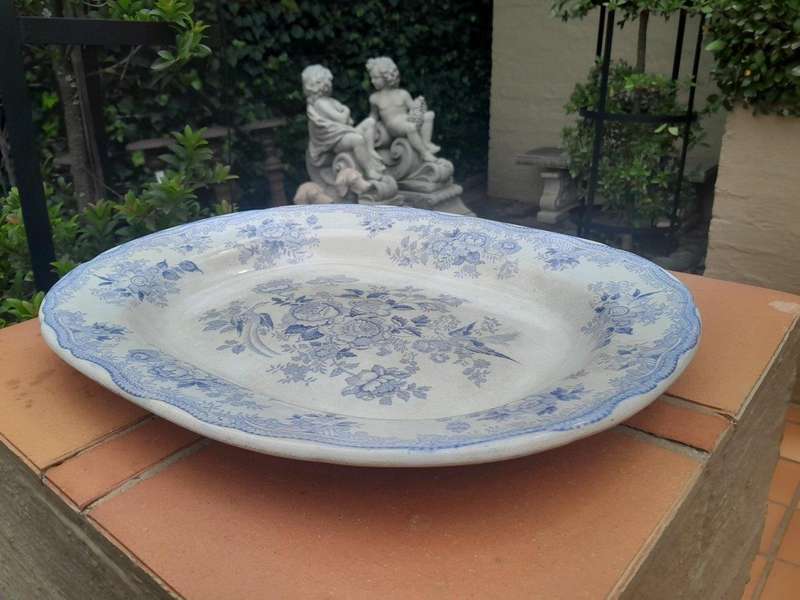 An Antique Blue and White Flower Pattern Porcelain Platter