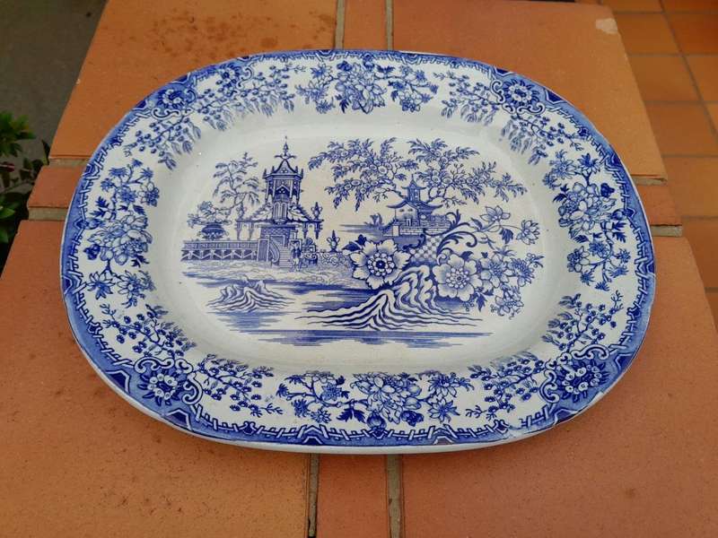 An Antique Colandine Blue / White Large Porcelain Platter