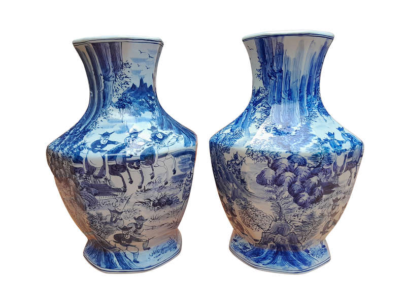 A 20th Century Pair of Chinese Blue and White Vases