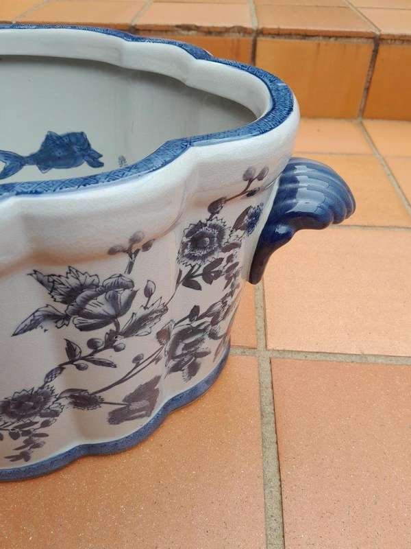 A 20th Century Chinoiserie Blue and White Jardiniere