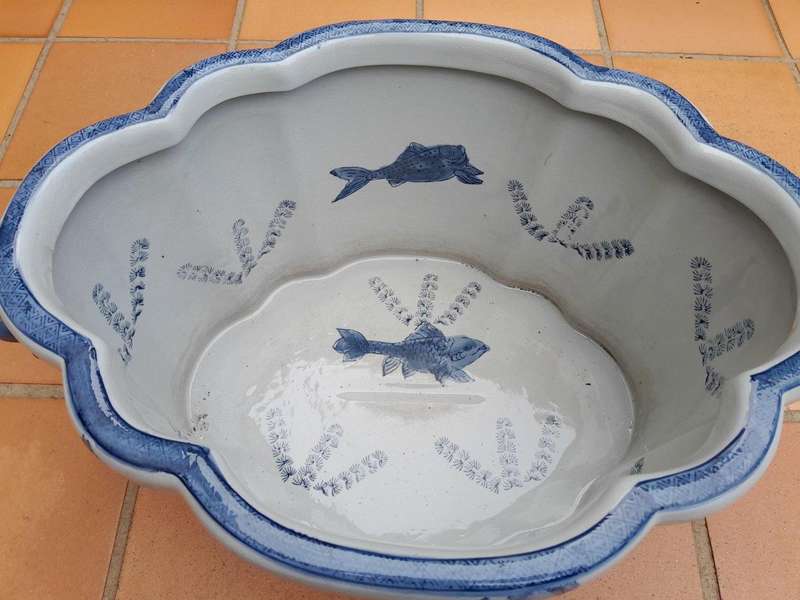 A 20th Century Chinoiserie Blue and White Jardiniere