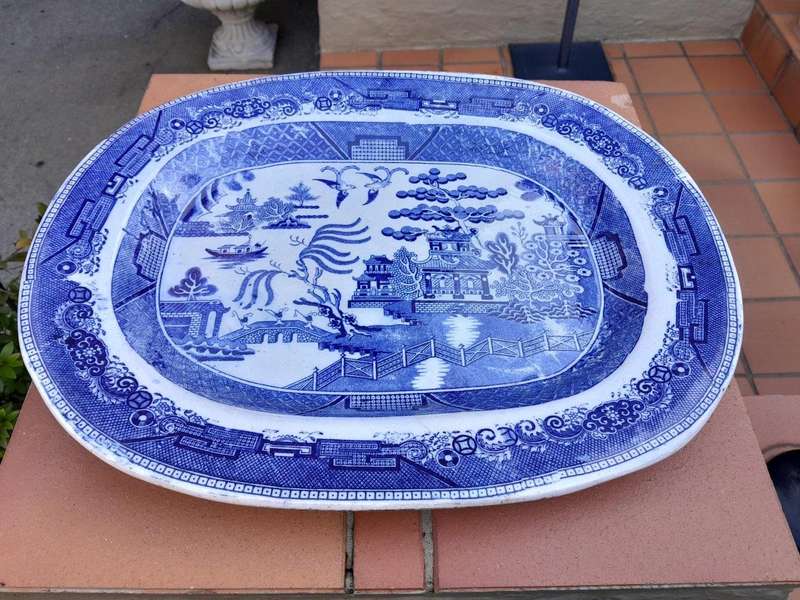 An Antique Early 20th Century English Blue / White Platter