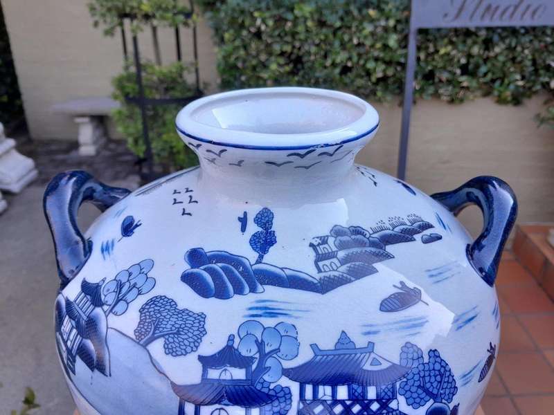 A 20th Century Chinese Blue / White Vase With Handles