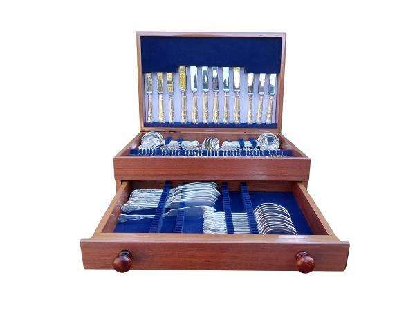 An Antique Early 20th Century English  /  London Kings Pattern Twelve Place Cutlery Set In Cantee...