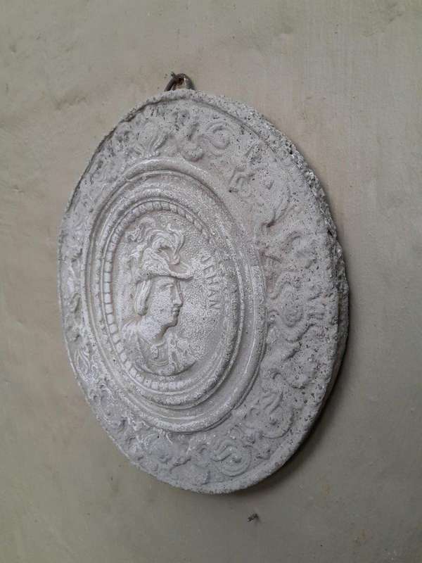 A Concrete Relief Round Plaque Sculpture Of Classical Head Figurine